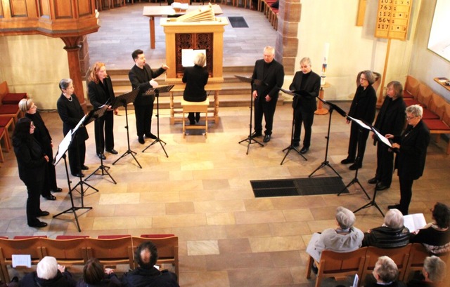 Das Vokalensemble Grenzach bei seinem Konzert.  | Foto: Rolf Reimann