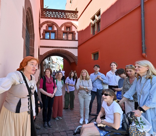 Auch alle Arten von Stadtfhrungen stehen auf dem Programm des Erlebnistags  | Foto: Michael Bamberger