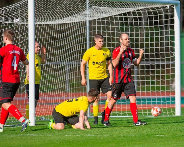 Bonndorfs Torschütze Niklas Bernhart freut sich über seinen Treffer zum 1:0. | Foto: Wolfgang Scheu Bonndorfs Torschütze Niklas Bernhart freut sich über seinen Treffer zum 1:0. | Foto: Wolfgang Scheu