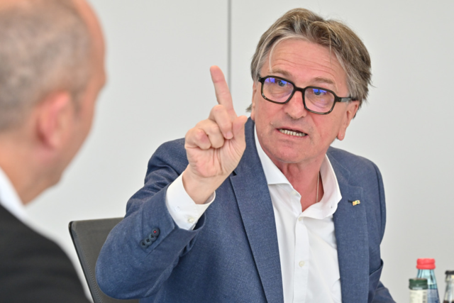 Manfred Lucha ber Schlieung der Notfallpraxen: 
