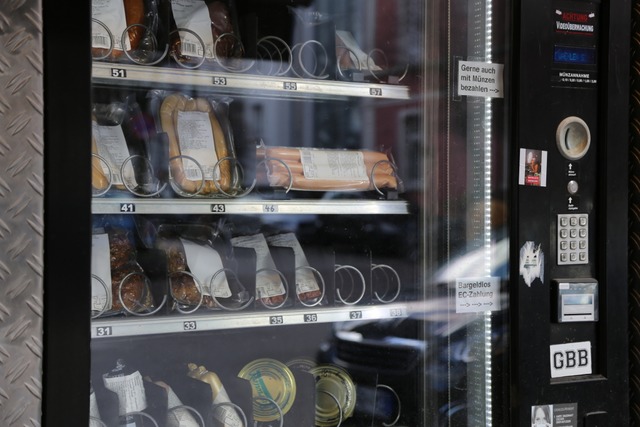 Das Angebot im Automaten fanden der od...äter offenbar verlockend (Symbolbild). | Foto: Christina Rehm Das Angebot im Automaten fanden der od...äter offenbar verlockend (Symbolbild). | Foto: Christina Rehm