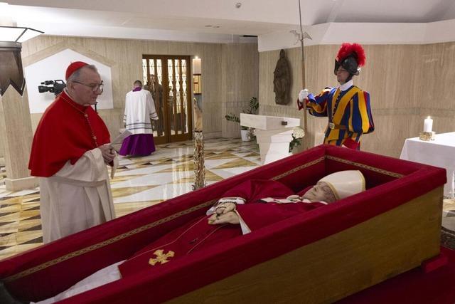 Trauer, Beerdigung, Konklave: Wie es nach dem Tod des Papstes nun weitergeht