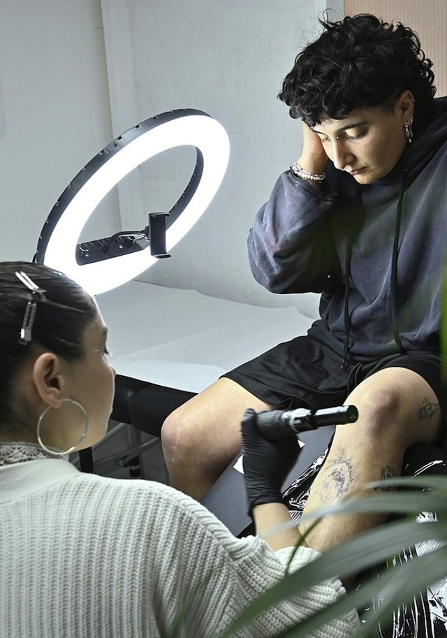 Teil des Concept-Stores ist ein Tatoo-Studio.  | Foto: Thomas Kunz