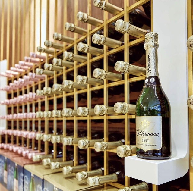 Die Sektkellerei Geldermann in Breisac...aditionellen Champagner-Verfahren her.  | Foto: Geldermann