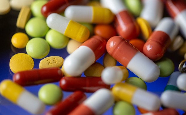 Die deutsche Pharmaindustrie erwartet ... aber vor US-Z&ouml;llen (Archivfoto).  | Foto: Hendrik Schmidt/dpa