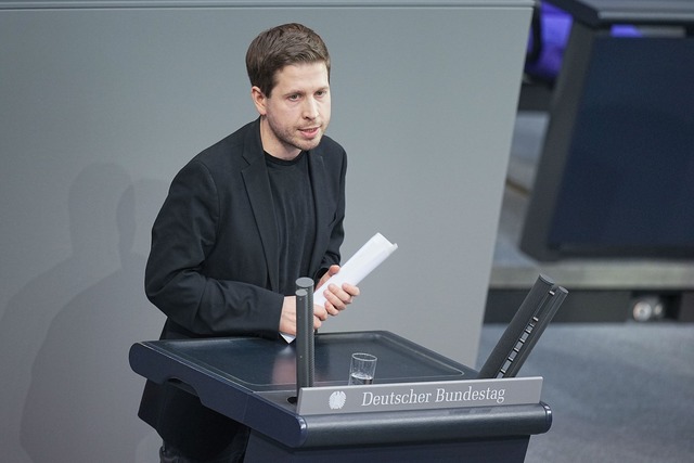 Kevin Kühnert habe sich vor einig...ebt, schreibt "Die Zeit". (Archivbild) | Foto: Michael Kappeler/dpa Kevin Kühnert habe sich vor einig...ebt, schreibt "Die Zeit". (Archivbild) | Foto: Michael Kappeler/dpa