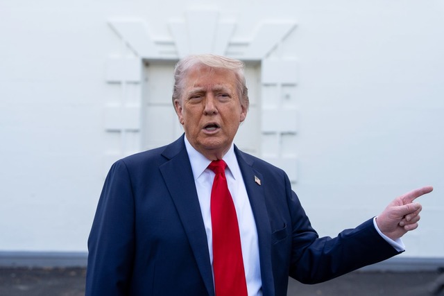 Trump kämpft gegen die Unis. | Foto: Alex Brandon/AP/dpa Trump kämpft gegen die Unis. | Foto: Alex Brandon/AP/dpa