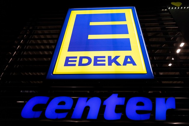 Edeka und der US-Getr&auml;nkeriese Pe...relangem Streit geeinigt. (Archivbild)  | Foto: Thomas Banneyer/dpa