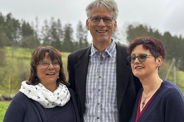 Das neue Vorsitzenden-Trio: von links ...hmidt, Wolfgang Strauch, Birgit Wagner  | Foto: Horst Bttner