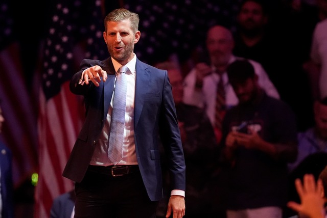 Trumps Sohn Eric steht eisern hinter seinem Vater. (Archivbild)  | Foto: Evan Vucci/AP/dpa