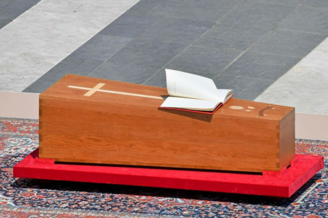 Fotos: Die Trauerfeier fr Papst Franziskus in Rom