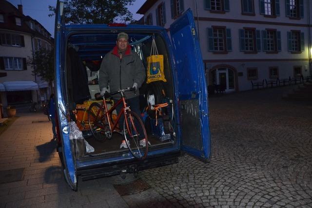 Emmendinger Radmarkt zieht frhe Besucher und Schnppchenjger an