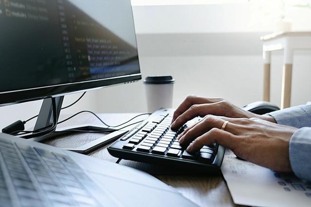 Ausschuss investiert in digitale Zukunft