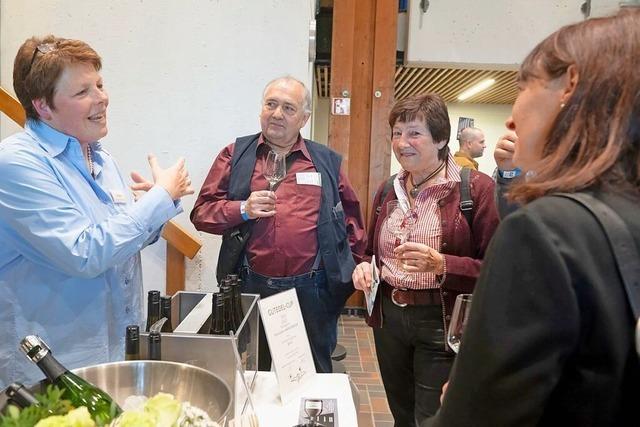 Mllheimer Weinmarkt gewinnt durch den Kontakt: Reaktionen auf neues Konzept