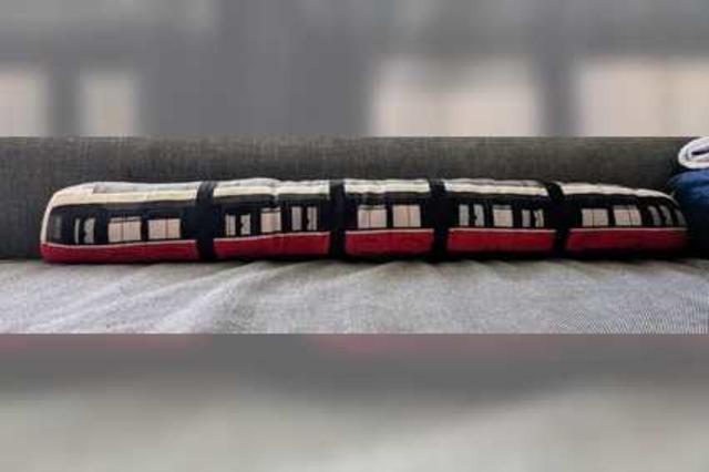 Diese zwei Freiburger VAG-Mitarbeiter lieben Straenbahnen – und einander