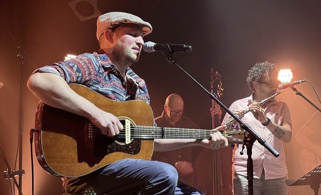 Matt Woosey feierte nach seiner einjäh...ne fulminante Rückkehr im Schlachthof. | Foto: Erika Sieberts Matt Woosey feierte nach seiner einjäh...ne fulminante Rückkehr im Schlachthof. | Foto: Erika Sieberts