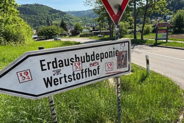 Fuball-Aufkleber werden auch in der Ortenau zum rgernis: 