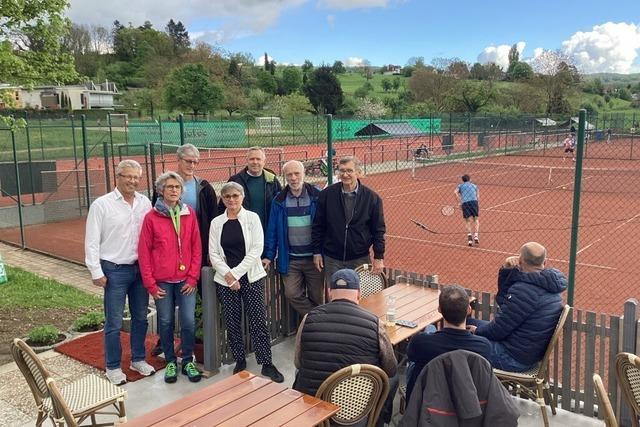 Neue Allwetter-Tennispltze in Lrrach-Stetten offiziell eingeweiht
