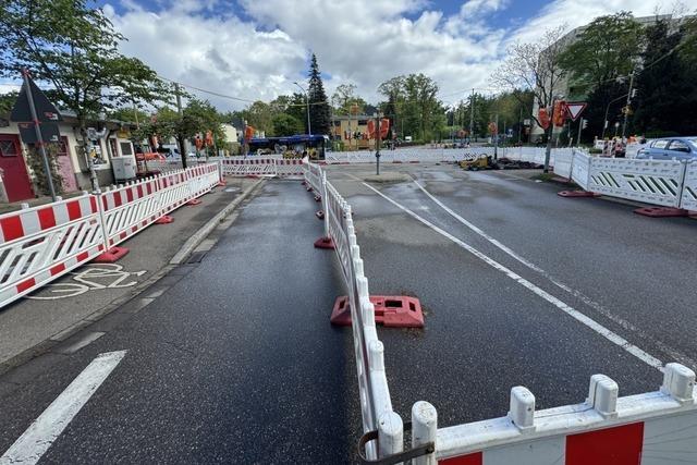In Freiburg-Landwasser verndert sich die Baustelle in der Elssser Strae stndig – und verwirrt Anwohner