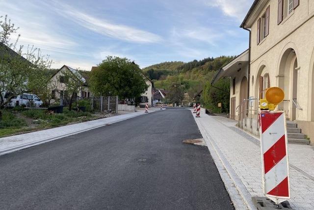Verkehrschaos in Sitzenkirch: Autofahrer ignorieren Sperrung der Ortsdurchfahrt