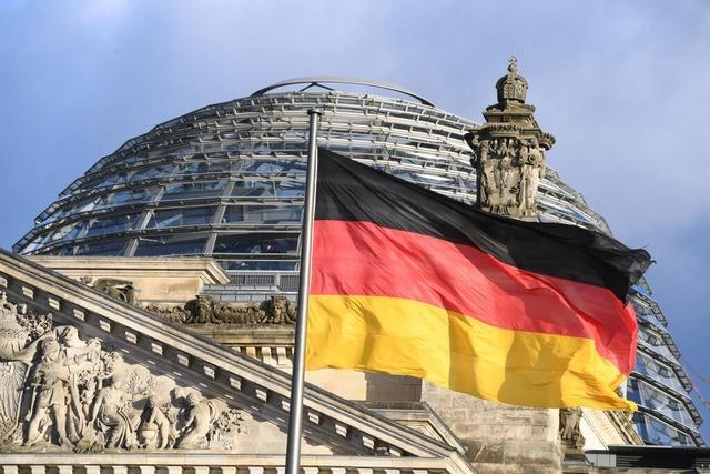 Liveticker: So luft der Regierungswechsel in Berlin