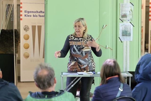 In Grenzach-Wyhlen wurde eine Ausstellung ber die Bden der Erde mit einem Vortrag erffnet