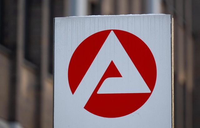 Das Logo der Agentur für Arbeit (Symbolbild) | Foto: Sven Hoppe (dpa) Das Logo der Agentur für Arbeit (Symbolbild) | Foto: Sven Hoppe (dpa)