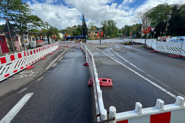 In Freiburg-Landwasser verndert sich die Baustelle in der Elssser Strae stndig - und verwirrt Anwohner
