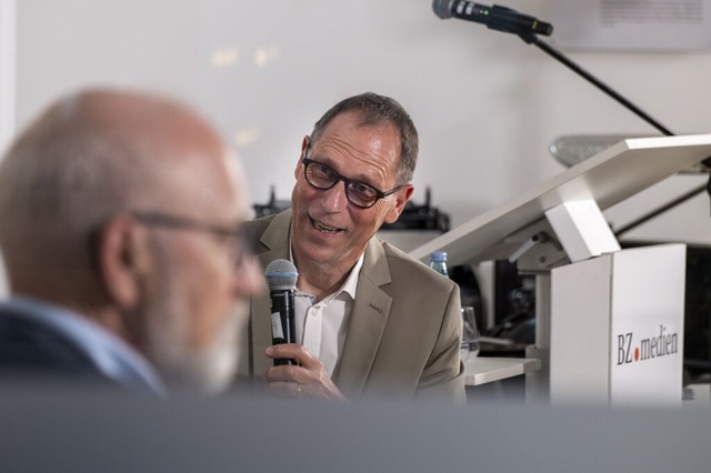 Es moderierte Thomas Fricker, der lang...e Chefredakteur der Badischen Zeitung. | Foto: Maximo-Hans Musielik Es moderierte Thomas Fricker, der lang...e Chefredakteur der Badischen Zeitung. | Foto: Maximo-Hans Musielik