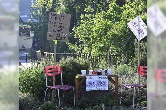 1.-Mai-Scherze am Straenrand