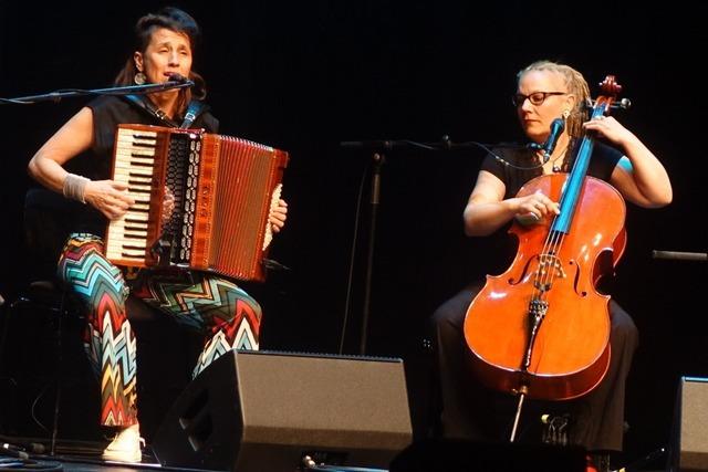 Im Burghof Lrrach zeigt die Akkordeonale, wie vielseitig das Instrument ist