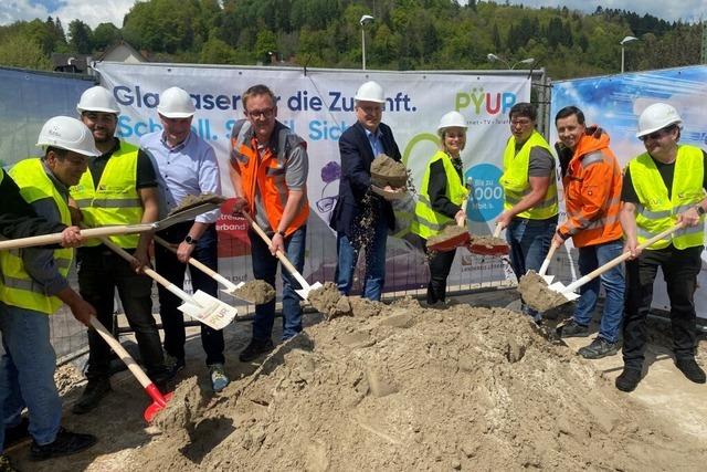 Glasfaserausbau in Zell startet mit Spatenstich – noch knnen Anlieger Interesse bekunden