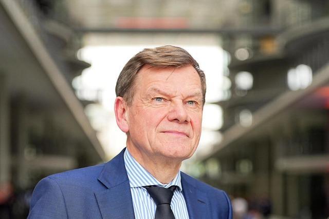 De Rhy ab: Gustav Fischer aus Rheinfelden ist "von Haus aus Diplomat"