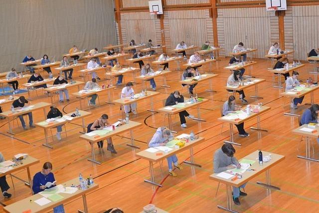 Das Abitur fordert am Kolleg in St. Blasien nicht nur die Schler heraus