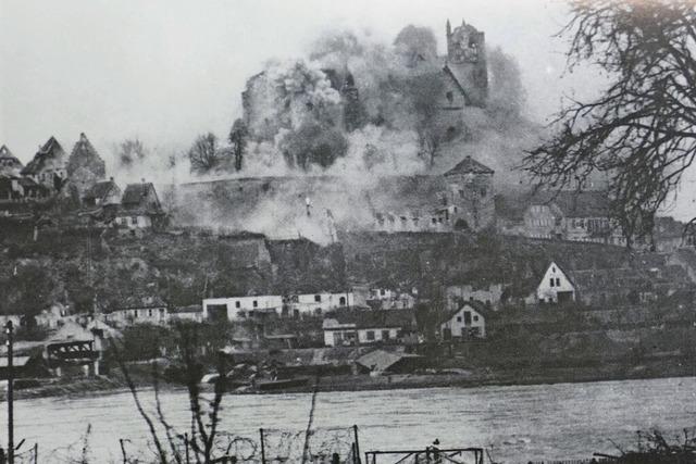 Das Breisacher Stephansmnster unter Beschuss: Eine Ruine und fast gesprengt