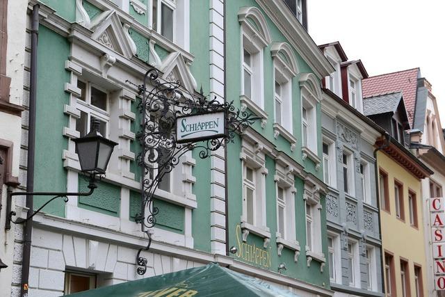 Hund soll Kind in der Freiburger Innenstadt gebissen haben - Polizei sucht Zeugen