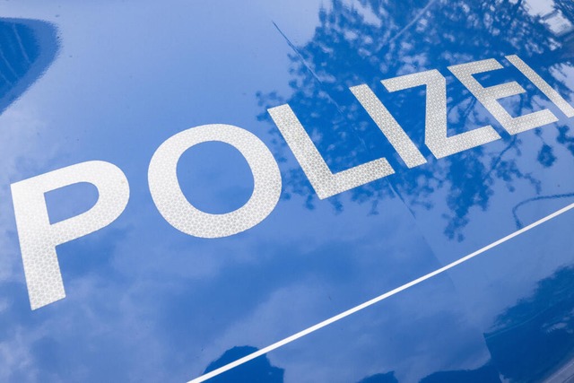 Die Polizei in Lörrach meldet eine Schlägerei (Symbolfoto). | Foto: Boris Roessler (dpa) Die Polizei in Lörrach meldet eine Schlägerei (Symbolfoto). | Foto: Boris Roessler (dpa)