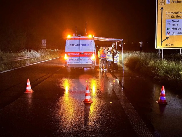 Der Rettungsdienst war mit 35 Kräften am Samstagabend vor Ort. | Foto: DRK Freiburg Der Rettungsdienst war mit 35 Kräften am Samstagabend vor Ort. | Foto: DRK Freiburg