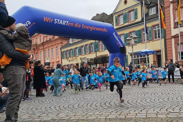 Start der Bambinis am Sonntag für ihr Rennen rundum die Cappuccinomeile | Foto: Ralf Burgmaier Start der Bambinis am Sonntag für ihr Rennen rundum die Cappuccinomeile | Foto: Ralf Burgmaier