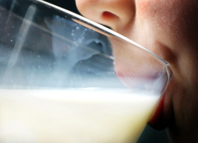 Kinder sollten eher auf Rohmilch verzichten (Symbolfoto). | Foto: Martin Gerten Kinder sollten eher auf Rohmilch verzichten (Symbolfoto). | Foto: Martin Gerten