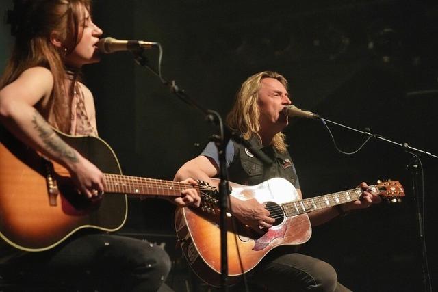 Mnstertler Rockmusiker Michael Voss auf Deutschland-Tournee: "Handgemachte Musik mit zwei Gitarren und Doppel-Leadvocals"