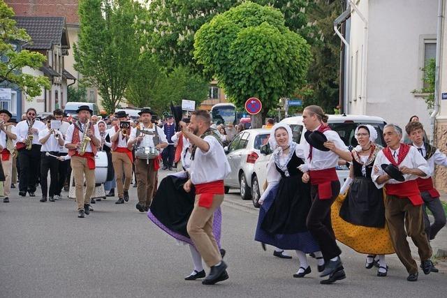 Gelungene Goldene Hochzeit der Stdte Herbolzheim und Sisteron