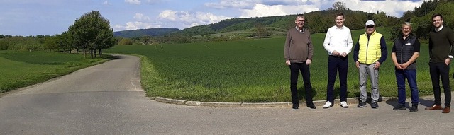 Yannick Bury (2. v.l.)  machte sich vo... des Sportplatzweges in den Mhlenweg.  | Foto: Reiner Merz