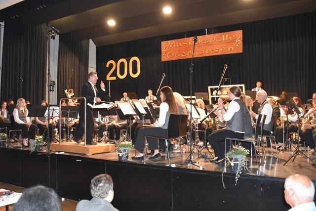 Zur 200-Jahr-Feier spielt die Musikkapelle Oberhausen eine Sinfonie von Markus Frie: "Die Rebbergleute"