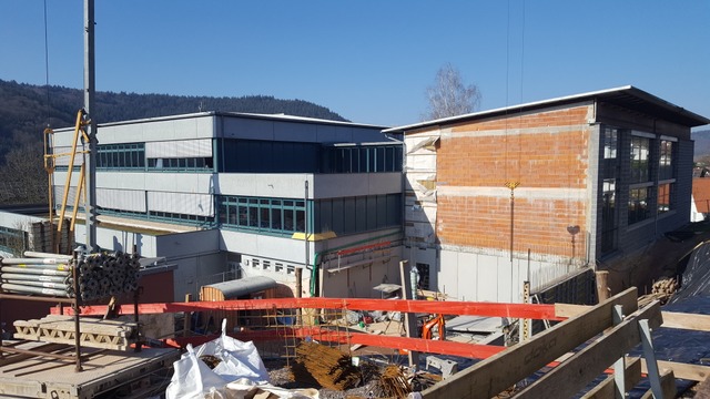 Die Bauarbeiten für den Schulcampus si...g zu den kostenintensivsten Projekten. | Foto: Beate Zehnle-Lehmann Die Bauarbeiten für den Schulcampus si...g zu den kostenintensivsten Projekten. | Foto: Beate Zehnle-Lehmann