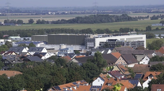 Schott Pharma in Hügelheim will Spiel...afür sind einige Vorbereitungen nötig. | Foto: Volker Münch Schott Pharma in Hügelheim will Spiel...afür sind einige Vorbereitungen nötig. | Foto: Volker Münch