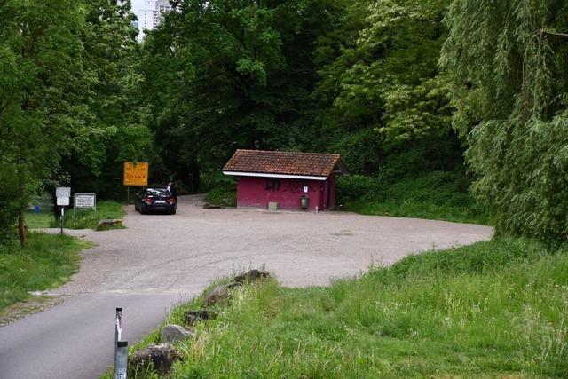 Videoberwachung auf dem Parkplatz des Hertener Lochs soll Mllentsorgung  bekmpfen