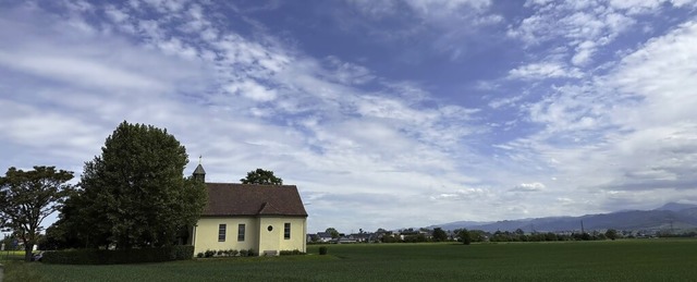 Die Heilig-Kreuz-Kapelle steht  am Ortseingang von Neuenburg  | Foto: Alexander Huber