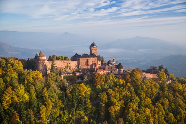 Thront über dem Elsass: die Hohkönigsburg | Foto: Tristan Vuano Thront über dem Elsass: die Hohkönigsburg | Foto: Tristan Vuano