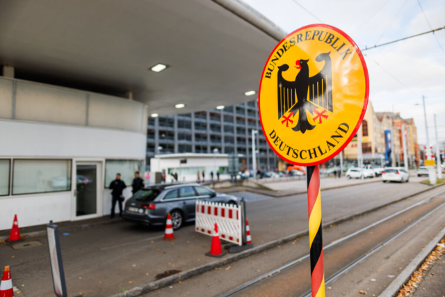 Schweiz: Zurckweisung von Asylbewerbern ist rechtswidrig